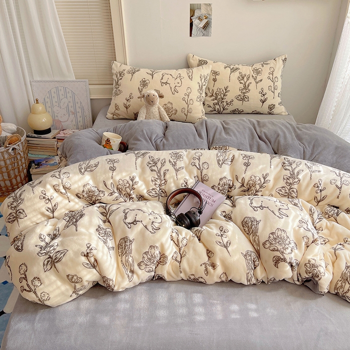 91家纺网 家纺一手货源 找家纺 yyds网供 2025新款萌趣四件套卡通花卉牛奶绒三件套加厚保暖裸睡治愈防静电 丛林兔影斯基