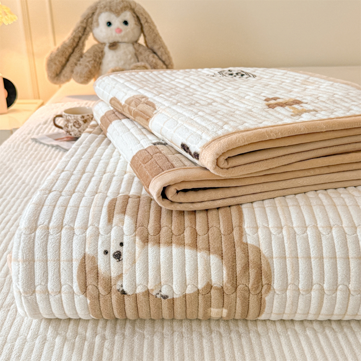 91家纺网 家纺一手货源 找家纺 慕木家纺 2025新款高克重牛奶绒小清新印花卡通夹棉单床盖床盖单件（提供买家秀) 牛奶绒床盖-可爱狗