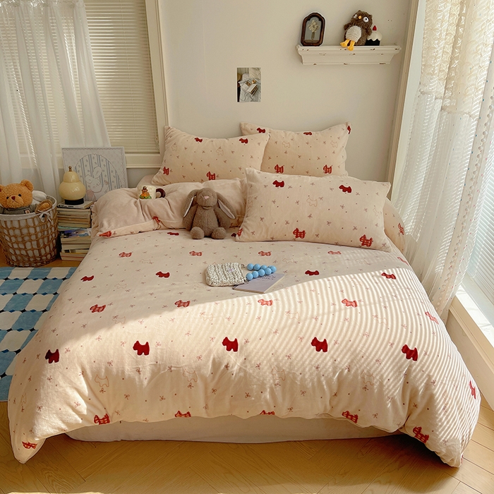 91家纺网 家纺一手货源 找家纺 yyds网供 2025新款萌趣四件套卡通花卉牛奶绒三件套加厚保暖裸睡治愈防静电 欢乐奶油小狗