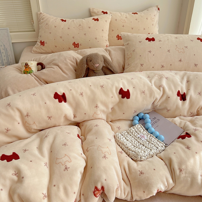 91家纺网 家纺一手货源 找家纺 yyds网供 2025新款萌趣四件套卡通花卉牛奶绒三件套加厚保暖裸睡治愈防静电 欢乐奶油小狗