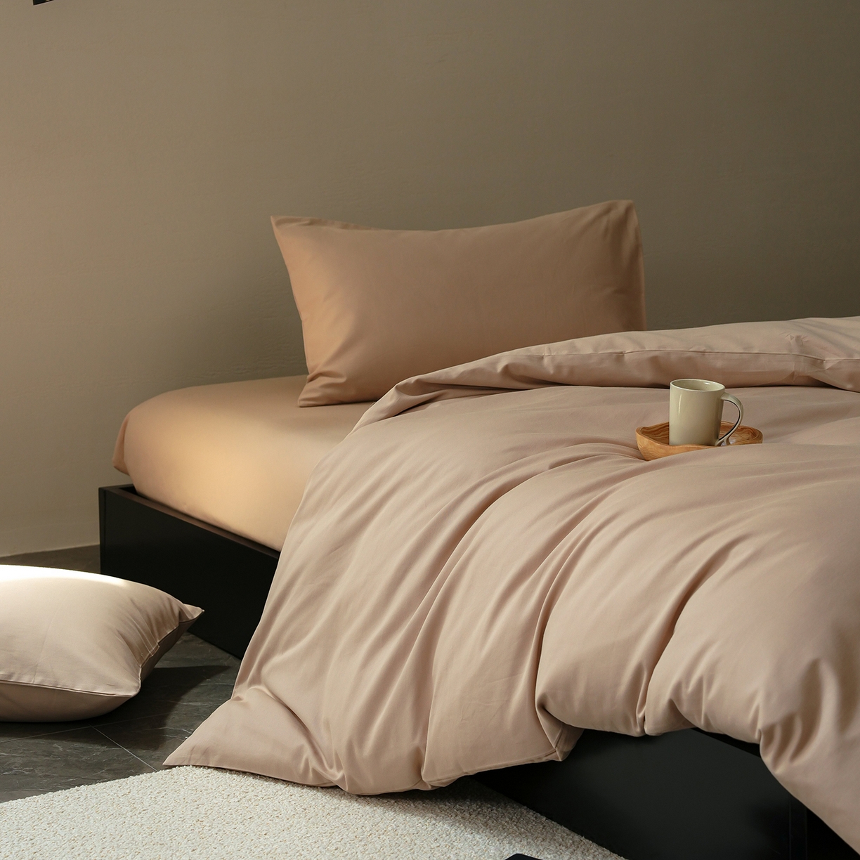 91家纺网 家纺一手货源 找家纺 禾时 2025新款A类全棉贡缎磨毛纯色四件套（礼盒包装）-风格1 鱼肚