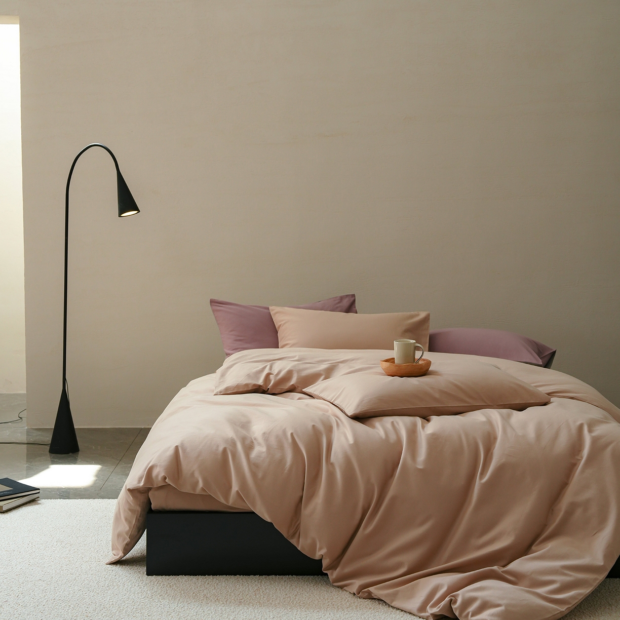 91家纺网 家纺一手货源 找家纺 禾时 2025新款A类全棉贡缎磨毛纯色四件套（礼盒包装）-风格1 鱼肚