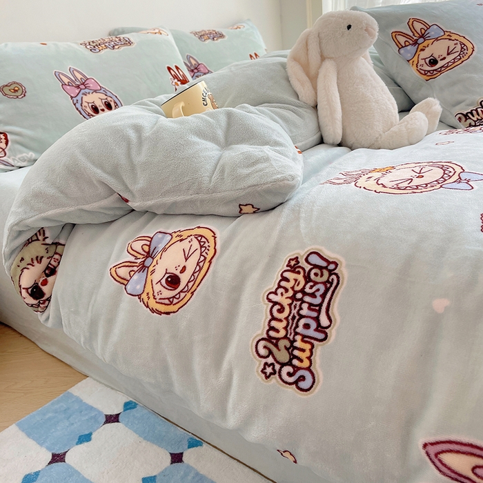 91家纺网 家纺一手货源 找家纺 yyds网供 2025新款萌趣四件套卡通花卉牛奶绒三件套加厚保暖裸睡治愈防静电 拉布精灵