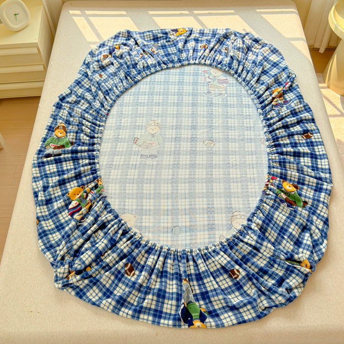 91家纺网 家纺一手货源 找家纺 澜妃 2025新款高克重软软糯糯牛奶绒单床笠CL系列（小红书推荐） CL-蓝格英伦熊