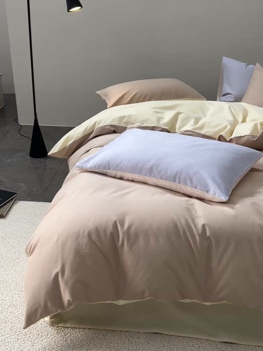 91家纺网 家纺一手货源 找家纺 禾时 2025新款A类全棉贡缎磨毛纯色四件套（礼盒包装）-风格1 鱼月