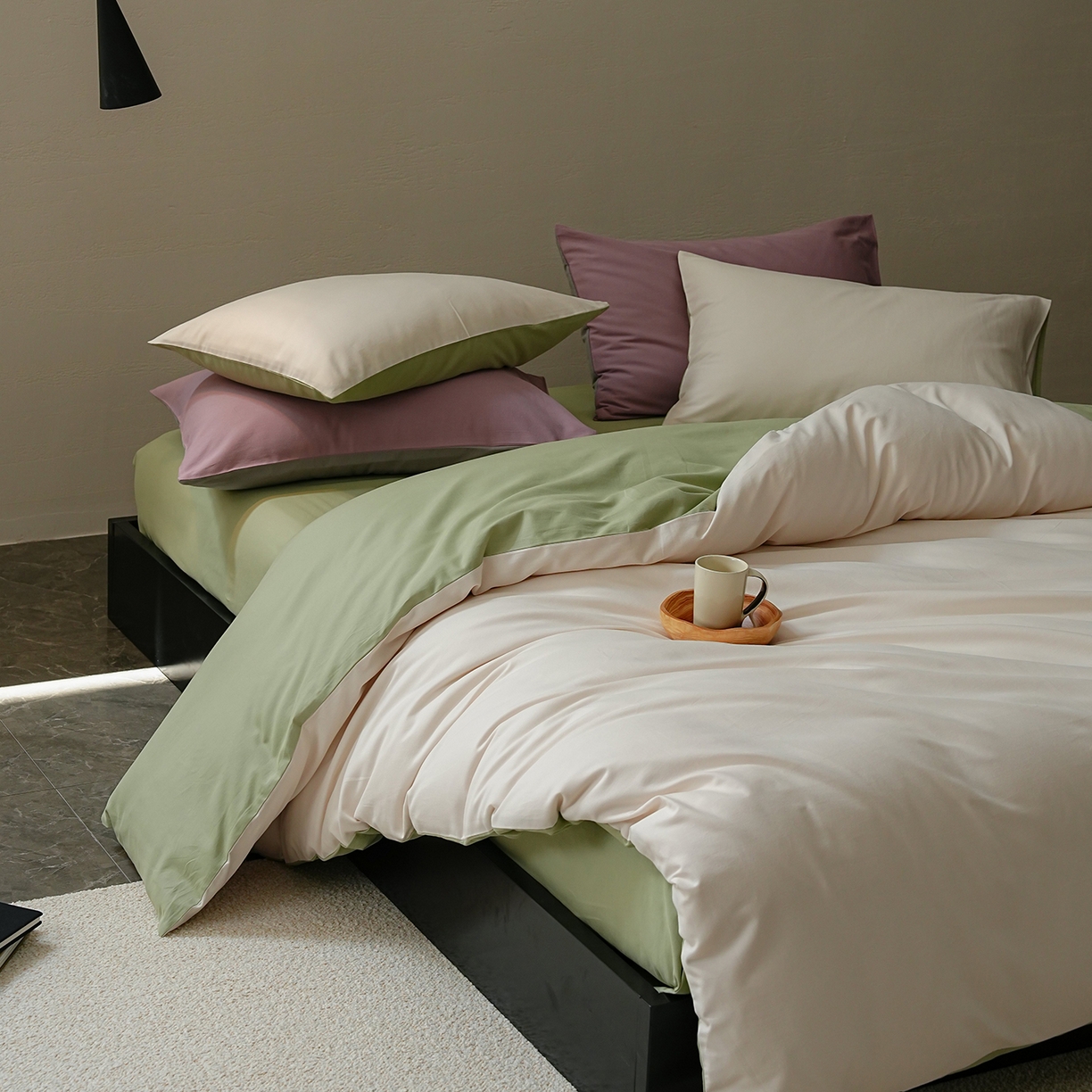 91家纺网 家纺一手货源 找家纺 禾时 2025新款A类全棉贡缎磨毛纯色四件套（礼盒包装）-风格1 玉林