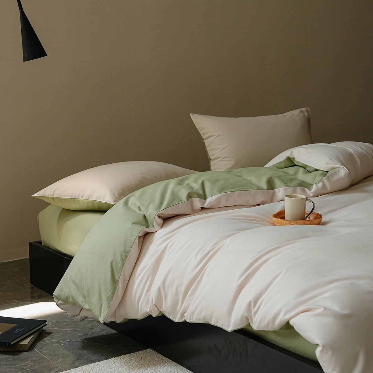 91家纺网 家纺一手货源 找家纺 禾时 2025新款A类全棉贡缎磨毛纯色四件套（礼盒包装）-风格1 玉林