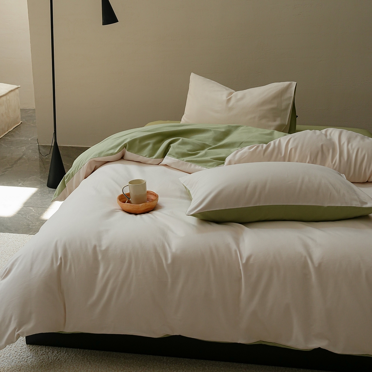 91家纺网 家纺一手货源 找家纺 禾时 2025新款A类全棉贡缎磨毛纯色四件套（礼盒包装）-风格1 玉林