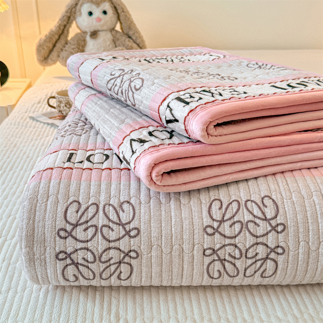 慕木家纺 2025新款高克重牛奶绒小清新印花卡通夹棉单床盖床盖单件（提供买家秀) 牛奶绒床盖-蝶舞飞