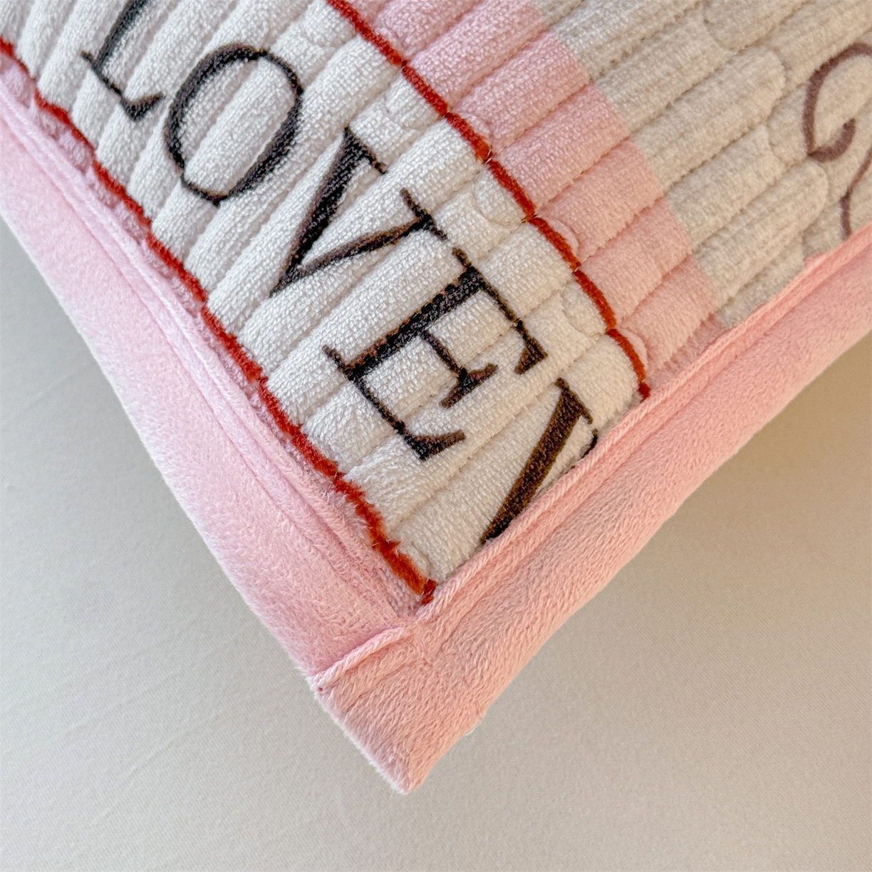 91家纺网 家纺一手货源 找家纺 慕木家纺 2025新款高克重牛奶绒小清新印花卡通夹棉单床盖床盖单件（提供买家秀) 牛奶绒床盖-蝶舞飞