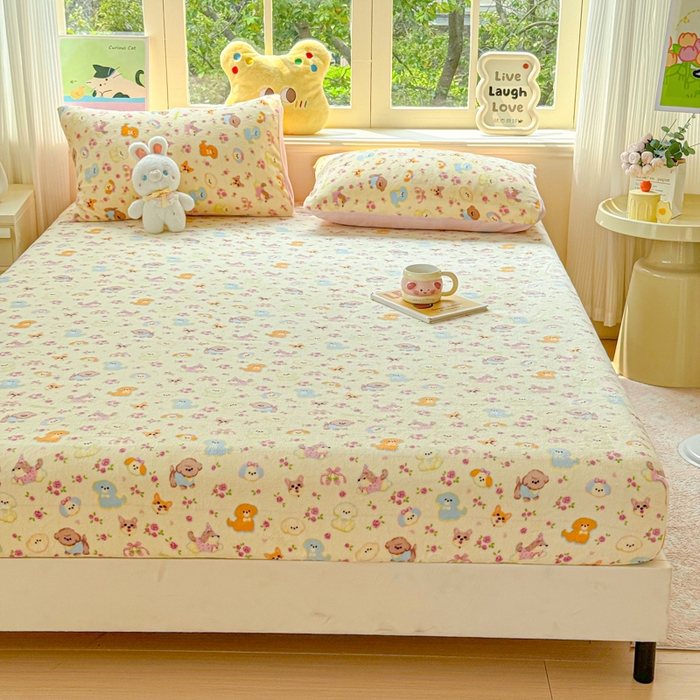 91家纺网 家纺一手货源 找家纺 澜妃 2025新款高克重软软糯糯牛奶绒单床笠CL系列（小红书推荐） CL-卖萌修狗