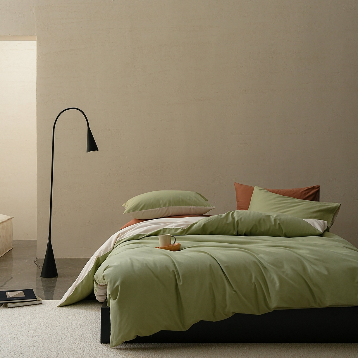 91家纺网 家纺一手货源 找家纺 禾时 2025新款A类全棉贡缎磨毛纯色四件套（礼盒包装）-风格1 玉林-反