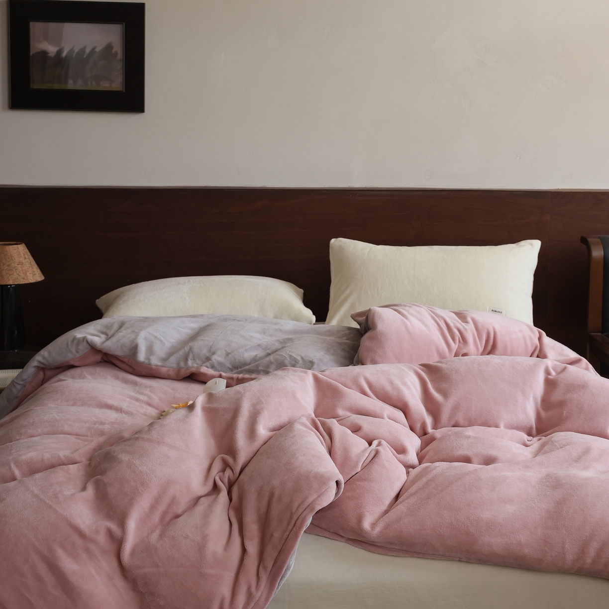 91家纺网 家纺一手货源 找家纺 （总）时光里 2025新款230克纯色简约双拼牛奶绒四件套单品被套