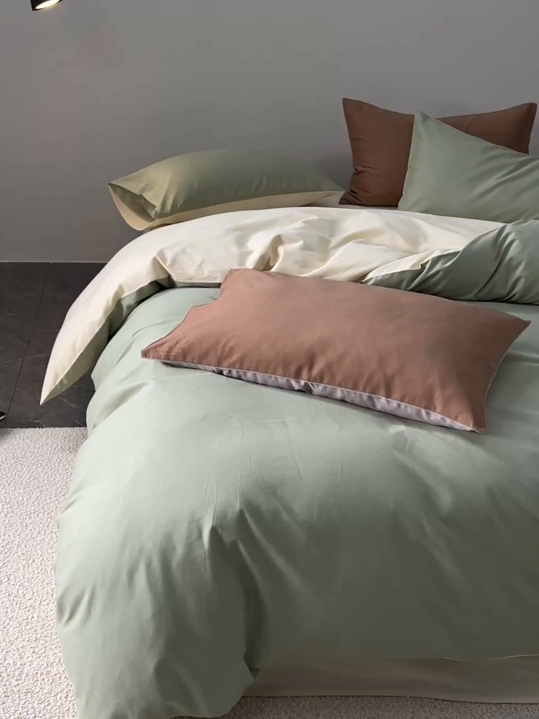 91家纺网 家纺一手货源 找家纺 禾时 2025新款A类全棉贡缎磨毛纯色四件套（礼盒包装）-风格1 玉林-反