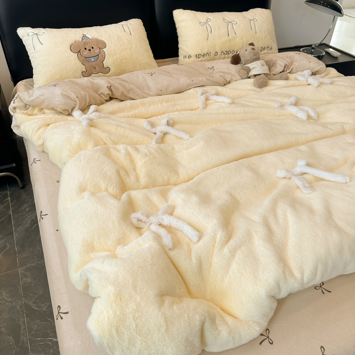 91家纺网 家纺一手货源 找家纺 （总）盼季家纺 2025新款牛奶绒立体蝴蝶结四件套