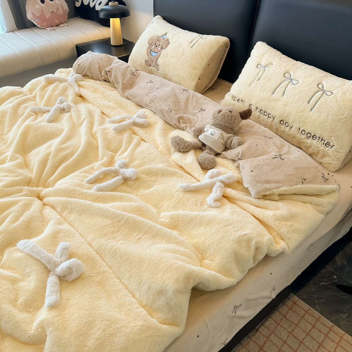 91家纺网 家纺一手货源 找家纺 （总）盼季家纺 2025新款牛奶绒立体蝴蝶结四件套