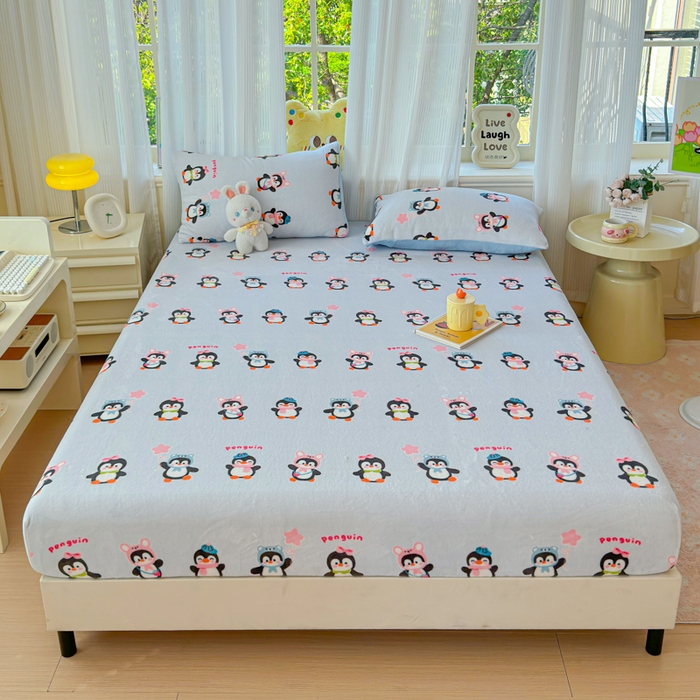 91家纺网 家纺一手货源 找家纺 澜妃 2025新款高克重软软糯糯牛奶绒单床笠CL系列（小红书推荐） CL-企鹅星球