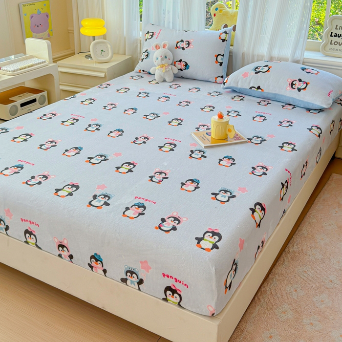 91家纺网 家纺一手货源 找家纺 澜妃 2025新款高克重软软糯糯牛奶绒单床笠CL系列（小红书推荐） CL-企鹅星球