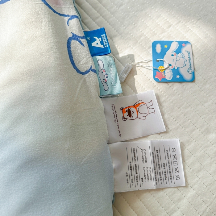 91家纺网 家纺一手货源 找家纺 希诺家居 2025新款正版授权三丽鸥秋冬针织棉豆豆被儿童被被子被芯 云朵大耳狗