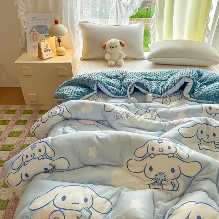 91家纺网 家纺一手货源 找家纺 希诺家居 2025新款正版授权三丽鸥秋冬针织棉豆豆被儿童被被子被芯 云朵大耳狗