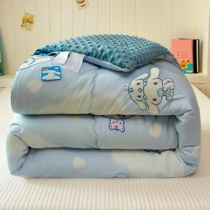91家纺网 家纺一手货源 找家纺 希诺家居 2025新款正版授权三丽鸥秋冬针织棉豆豆被儿童被被子被芯 云朵大耳狗