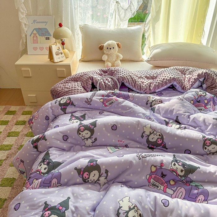 91家纺网 家纺一手货源 找家纺 希诺家居 2025新款正版授权三丽鸥秋冬针织棉豆豆被儿童被被子被芯 汽车库洛米