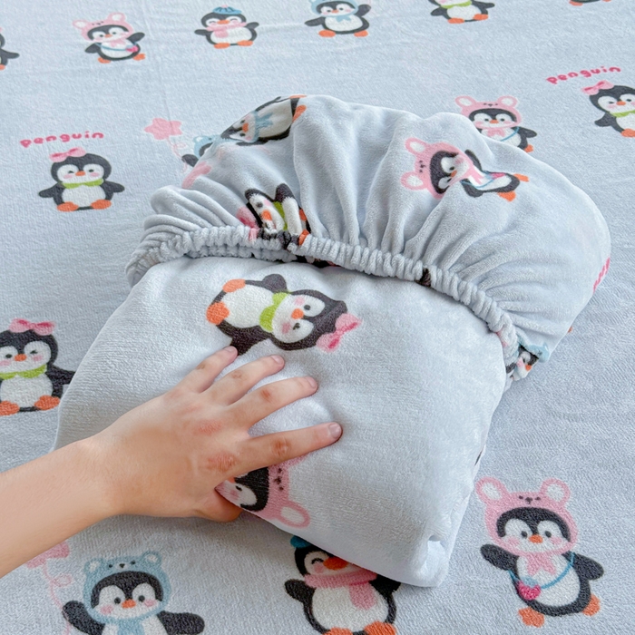 91家纺网 家纺一手货源 找家纺 澜妃 2025新款高克重软软糯糯牛奶绒单床笠CL系列（小红书推荐） CL-企鹅星球