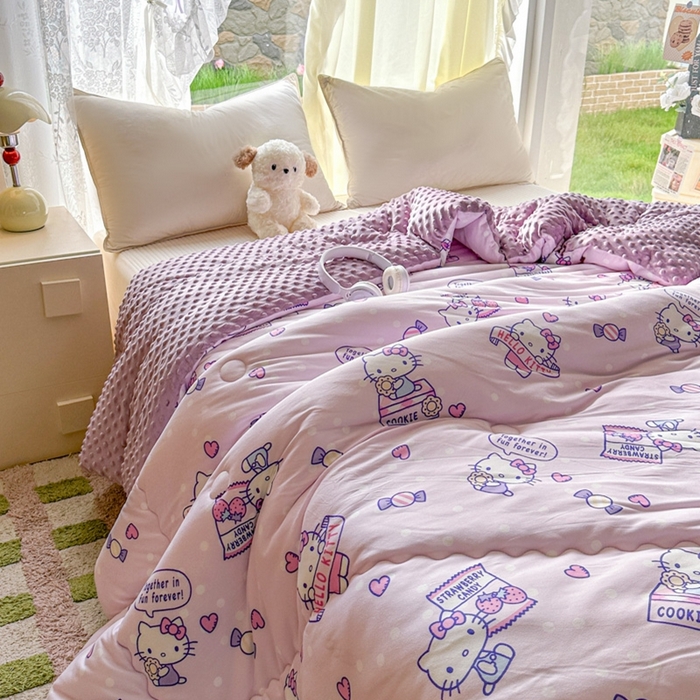 91家纺网 家纺一手货源 找家纺 希诺家居 2025新款正版授权三丽鸥秋冬针织棉豆豆被儿童被被子被芯 紫色kt