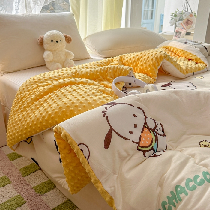 91家纺网 家纺一手货源 找家纺 希诺家居 2025新款正版授权三丽鸥秋冬针织棉豆豆被儿童被被子被芯 调皮帕恰狗