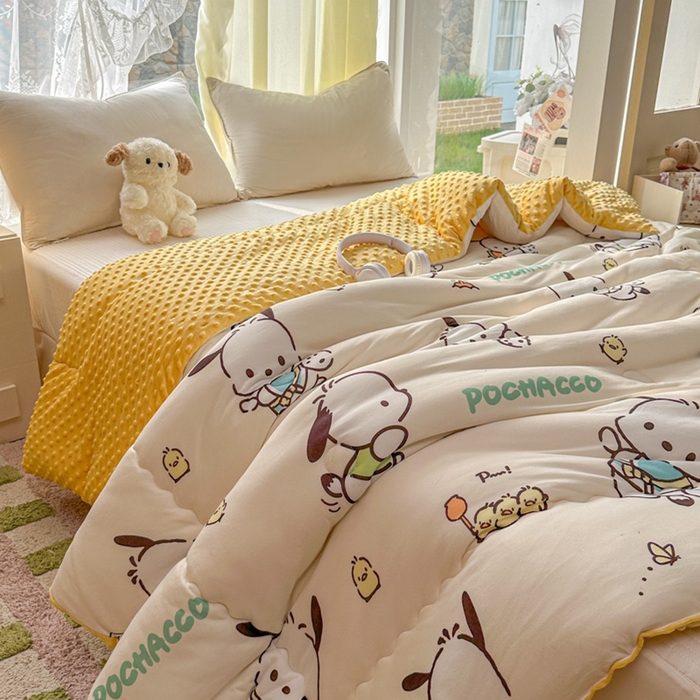 91家纺网 家纺一手货源 找家纺 希诺家居 2025新款正版授权三丽鸥秋冬针织棉豆豆被儿童被被子被芯 调皮帕恰狗