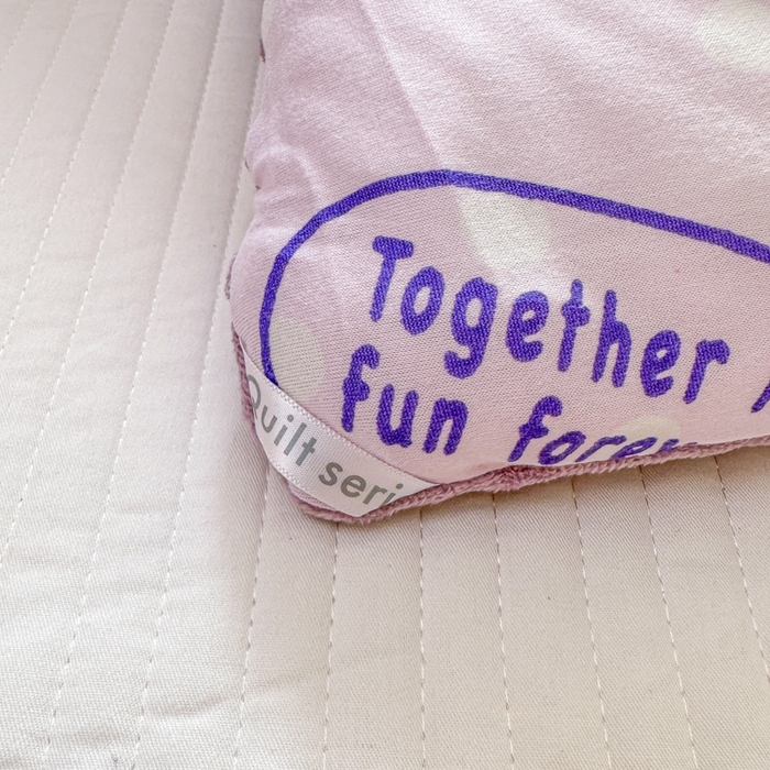 91家纺网 家纺一手货源 找家纺 希诺家居 2025新款正版授权三丽鸥秋冬针织棉豆豆被儿童被被子被芯 紫色kt