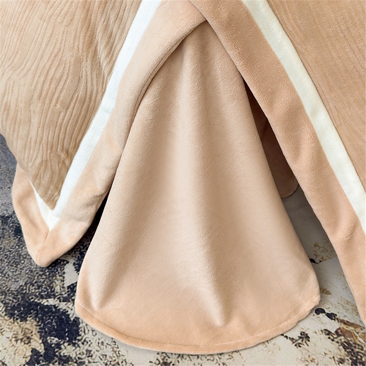 91家纺网 家纺一手货源 找家纺 （总）家居1号家纺 2025新款230克全消光瑞丽牛奶绒烂花四件套（控价标准258加大278 会员优惠10元）