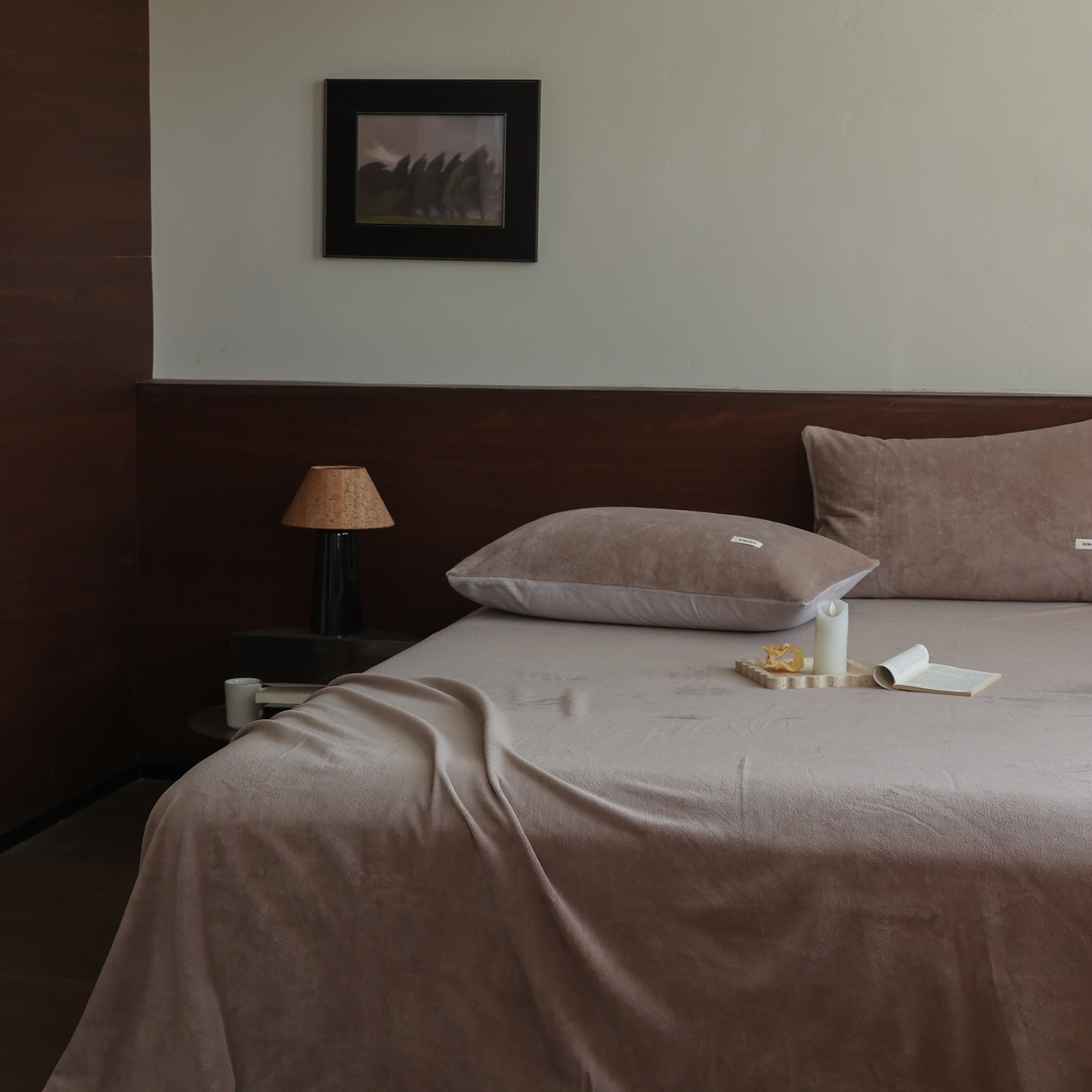 91家纺网 家纺一手货源 找家纺 （总）时光里 2025新款230克纯色简约双拼牛奶绒四件套单品床单