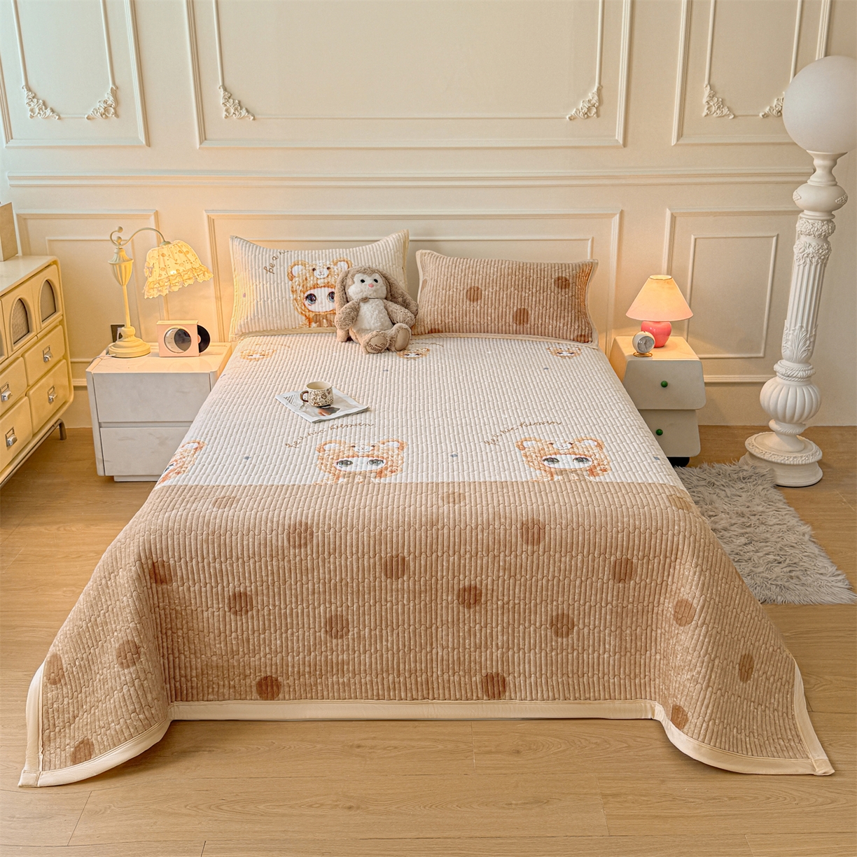 91家纺网 家纺一手货源 找家纺 慕木家纺 2025新款高克重牛奶绒小清新印花卡通夹棉单床盖床盖单件（提供买家秀) 牛奶绒床盖-拉布咖