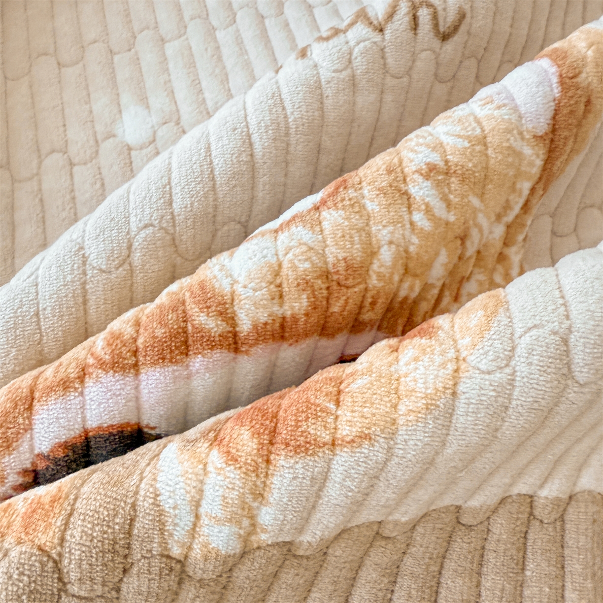 91家纺网 家纺一手货源 找家纺 慕木家纺 2025新款高克重牛奶绒小清新印花卡通夹棉单床盖床盖单件（提供买家秀) 牛奶绒床盖-拉布咖