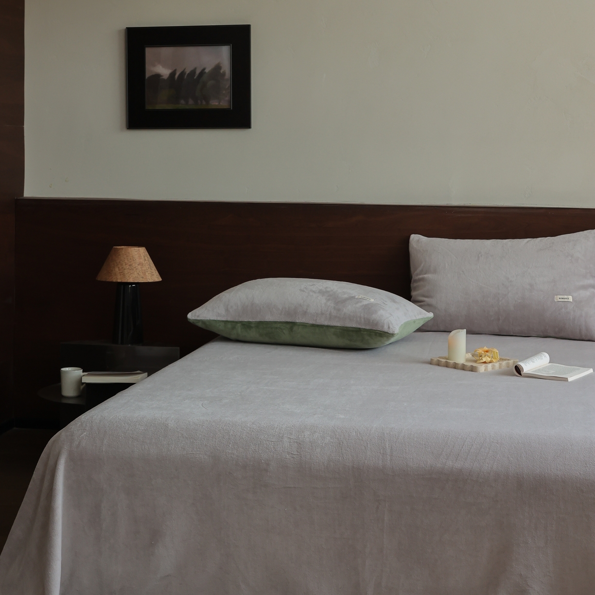 91家纺网 家纺一手货源 找家纺 （总）时光里 2025新款230克纯色简约双拼牛奶绒四件套单品床单