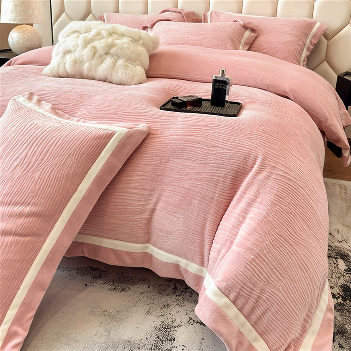 91家纺网 家纺一手货源 找家纺 （总）家居1号家纺 2025新款230克全消光瑞丽牛奶绒烂花四件套（控价标准258加大278 会员优惠10元）