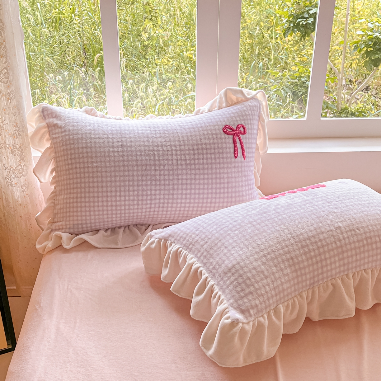 91家纺网 家纺一手货源 找家纺 沐辰 2025新款牛奶绒绣花蝴蝶结花边款四件套 绒蝴蝶结-紫格