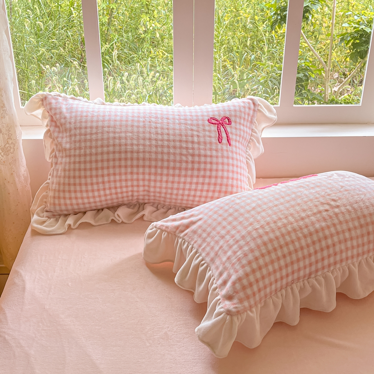 91家纺网 家纺一手货源 找家纺 （总）沐辰 2025新款牛奶绒绣花蝴蝶结花边款四件套