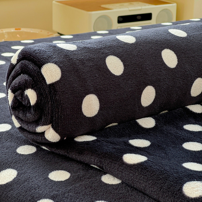 91家纺网 家纺一手货源 找家纺 澜妃 2025新款高克重软软糯糯牛奶绒单床单CD系列（小红书推荐） CD-黑珍珠