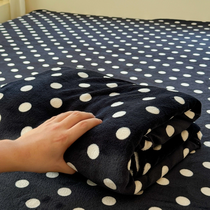 91家纺网 家纺一手货源 找家纺 澜妃 2025新款高克重软软糯糯牛奶绒单床单CD系列（小红书推荐） CD-黑珍珠