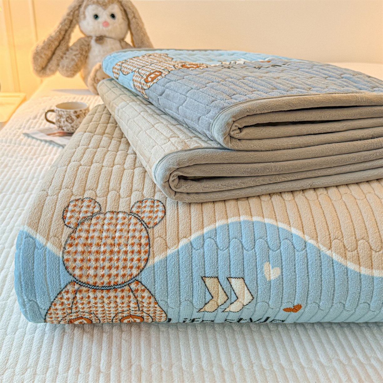 慕木家纺 2025新款高克重牛奶绒小清新印花卡通夹棉单床盖床盖单件（提供买家秀) 牛奶绒床盖-水波熊