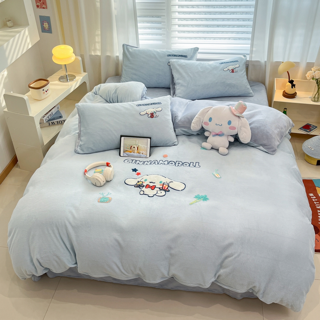 91家纺网 家纺一手货源 找家纺 沐辰 2025新款牛奶绒绣花三丽鸥系列四件套 假日云朵狗