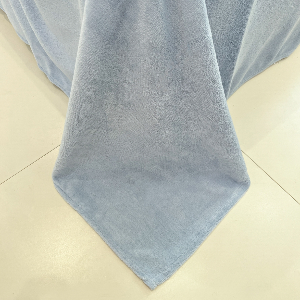 91家纺网 家纺一手货源 找家纺 沐辰 2025新款牛奶绒绣花三丽鸥系列四件套 假日云朵狗