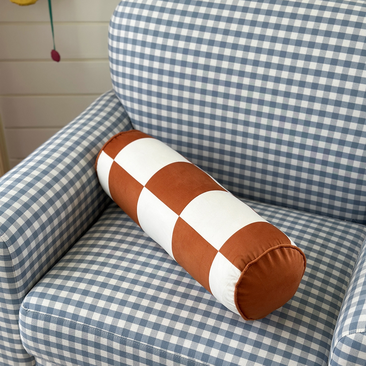 美茉家居 2025新款荷兰绒丝绒炫彩糖果抱枕 橙方块