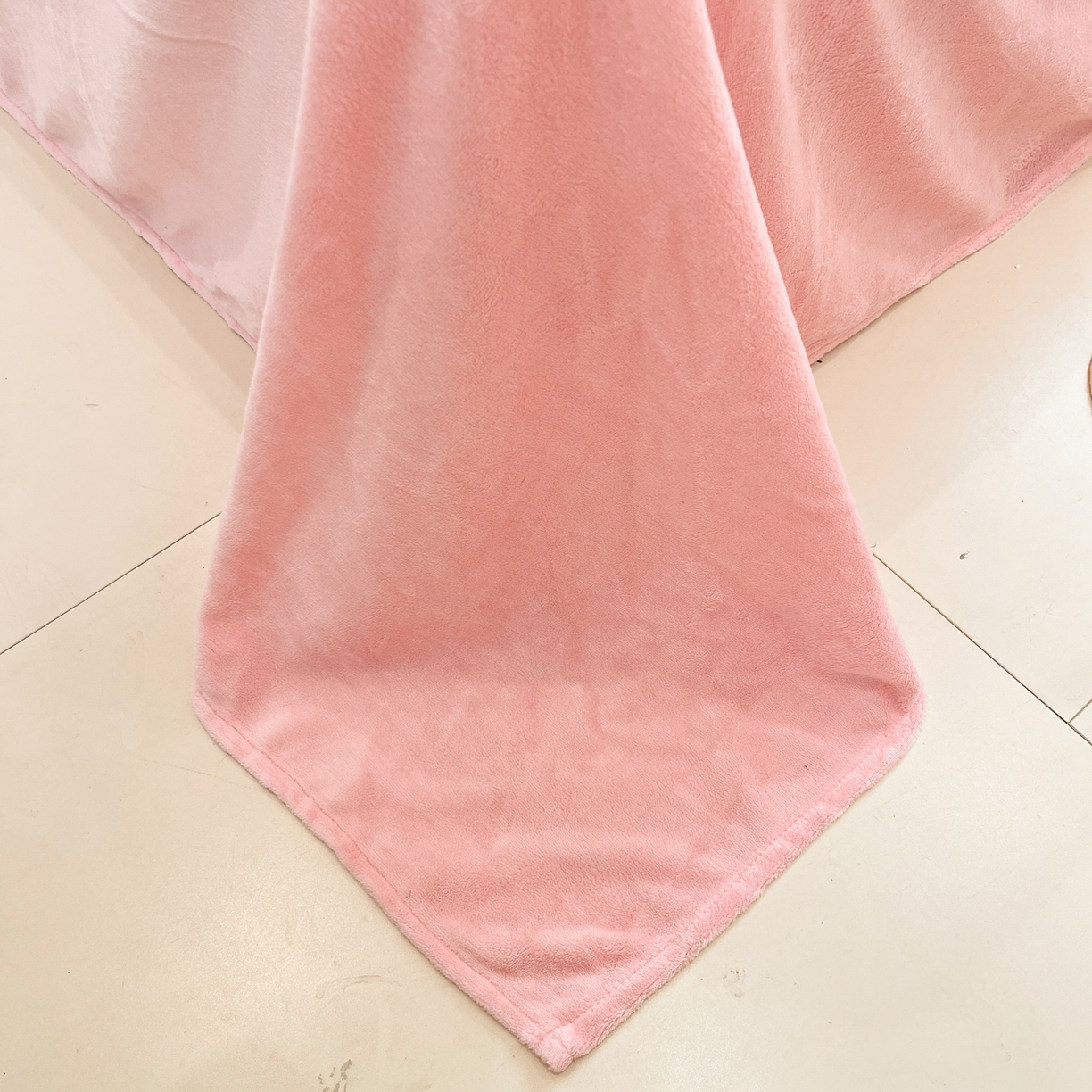 91家纺网 家纺一手货源 找家纺 沐辰 2025新款牛奶绒绣花三丽鸥系列四件套 气球美乐蒂