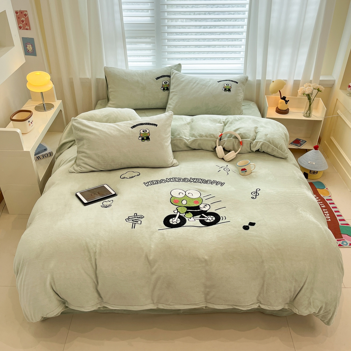 沐辰 2025新款牛奶绒绣花三丽鸥系列四件套 骑行蛙蛙