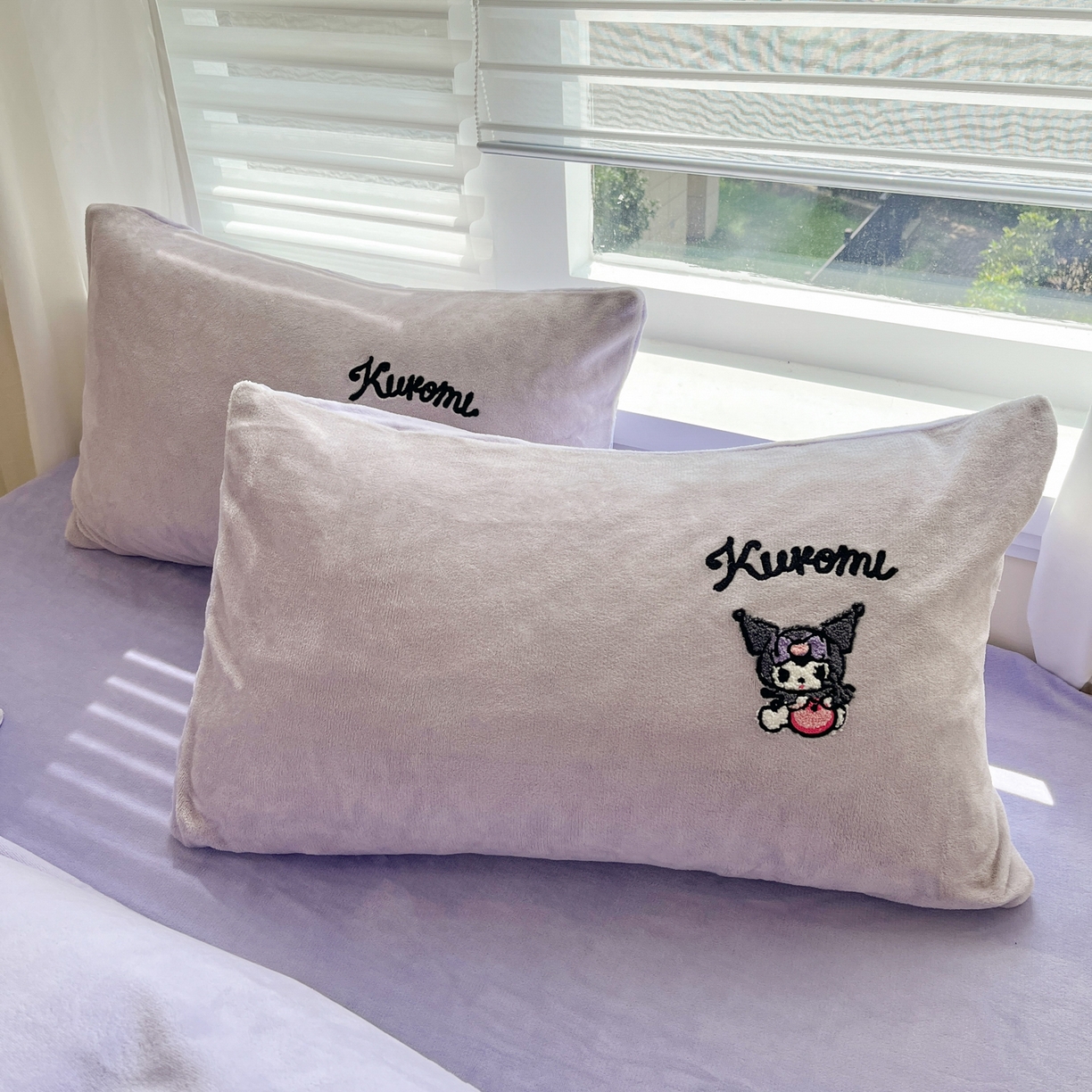 91家纺网 家纺一手货源 找家纺 沐辰 2025新款牛奶绒绣花三丽鸥系列四件套 酷酷库洛米