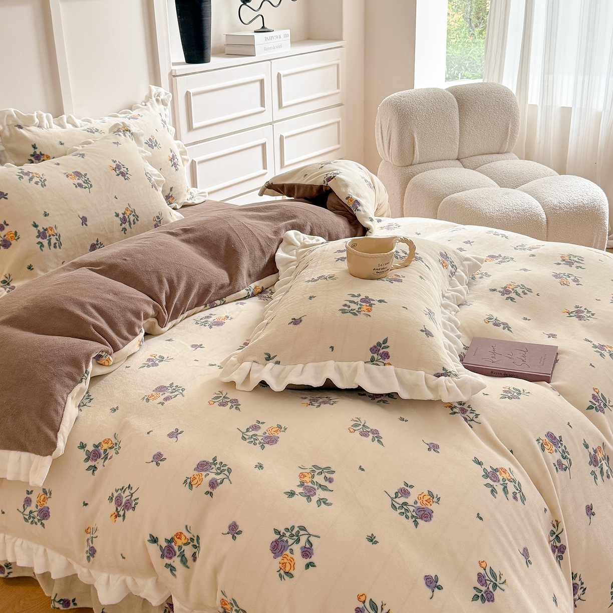 91家纺网 家纺一手货源 找家纺 潘朵拉家纺 2025新款法式牛奶绒双层花边四件套 紫苏