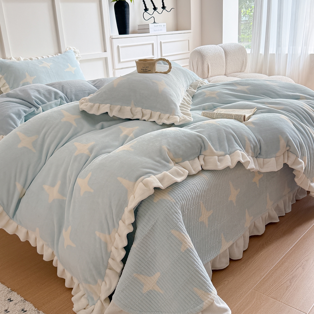 91家纺网 家纺一手货源 找家纺 潘朵拉家纺 2025新款法式牛奶绒双层花边四件套 星语